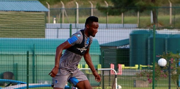 Mikel & Avdijaj'a yükleme