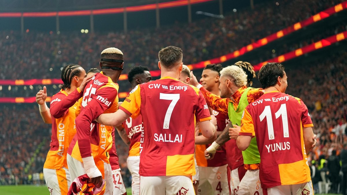 Galatasaray-Fenerbahçe derbisini Ahmet Çakar yorumladı!
