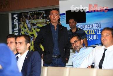 İmza töreninde Fenerbahçe Kulübü Başkanı Ali Koç ayrıntısı: Düşünceli...