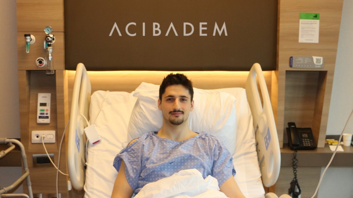 Beşiktaş GAİN Emir Adıgüzel'in ameliyat olduğunu açıkladı