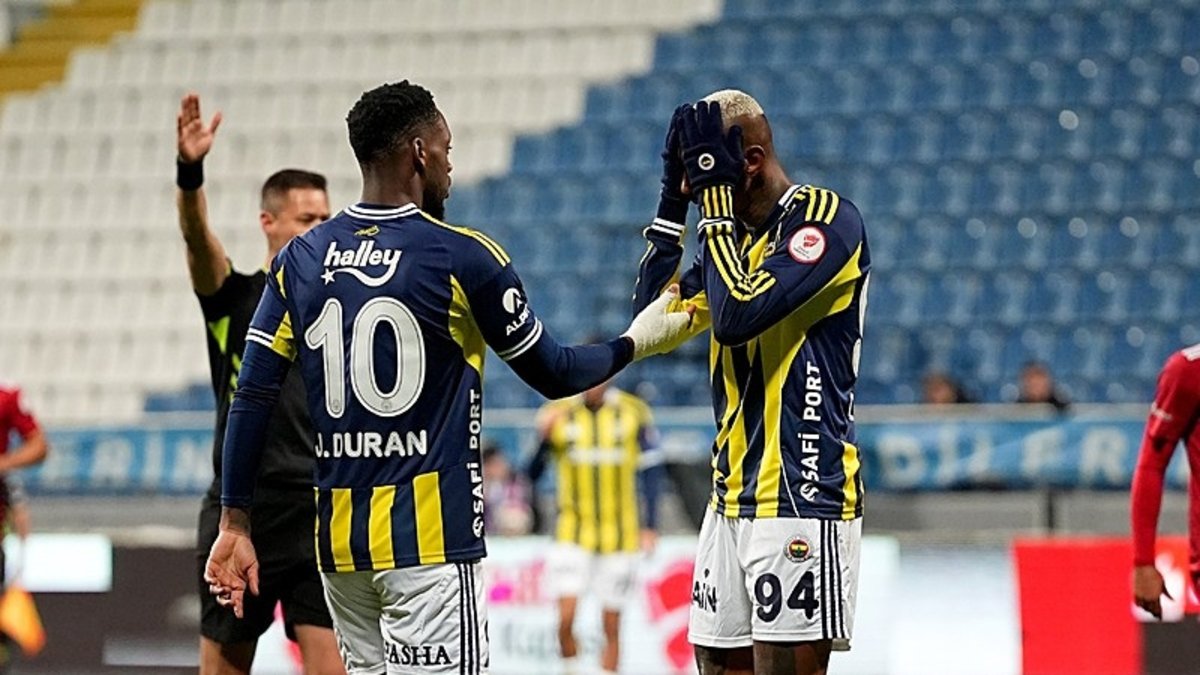 Fenerbahçe direkleri geçemiyor! Tam 3 kez…