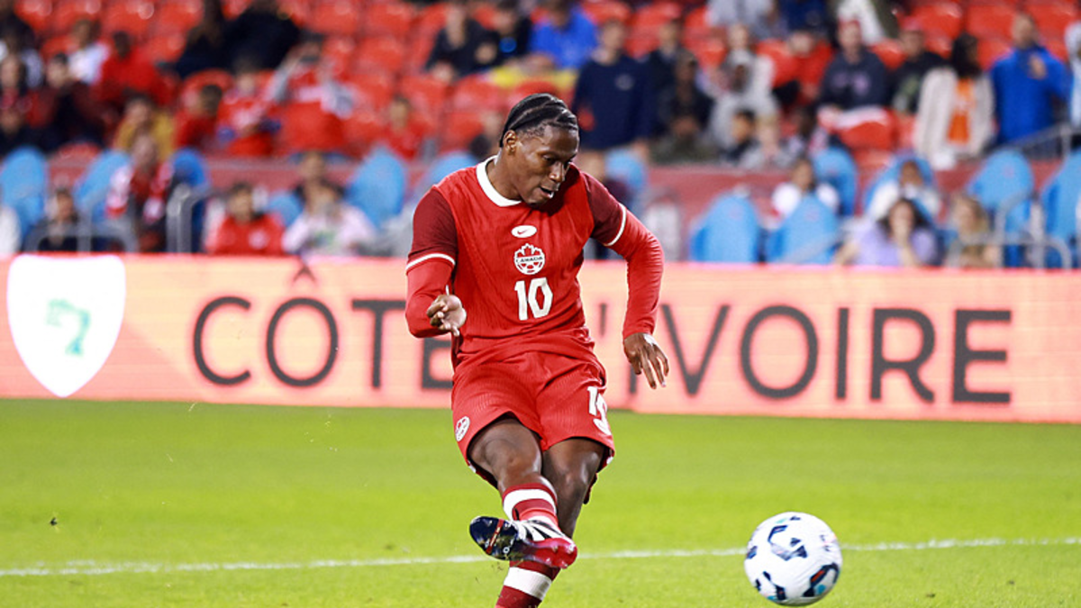 Jonathan David Juventus için İtalya'da!