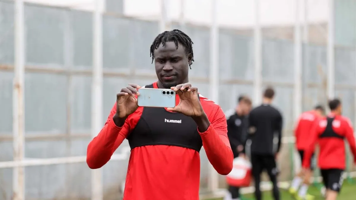 Sivasspor’da Badji ayrıldı