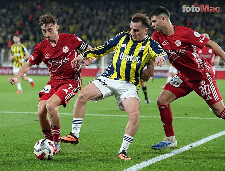 Usta yazardan çarpıcı Fenerbahçe yorumu: Samandıra'da dalgalar büyük!