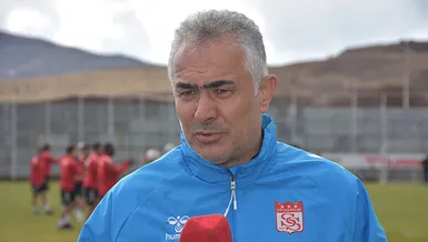 Sivasspor’da üst sıra hedefi