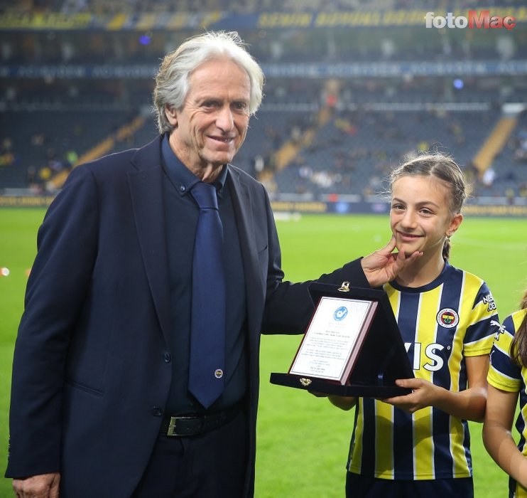 FENERBAHÇE HABERLERİ: Brezilya basını yazdı! Jorge Jesus için işadamları baskı yapıyor