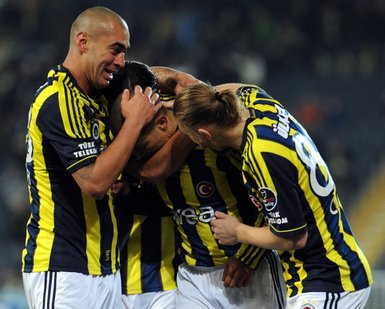 Alex Fenerbahçe’nin teklifine yanıt verdi!