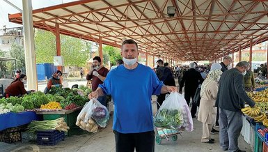 Maskeli Poldi pazarda