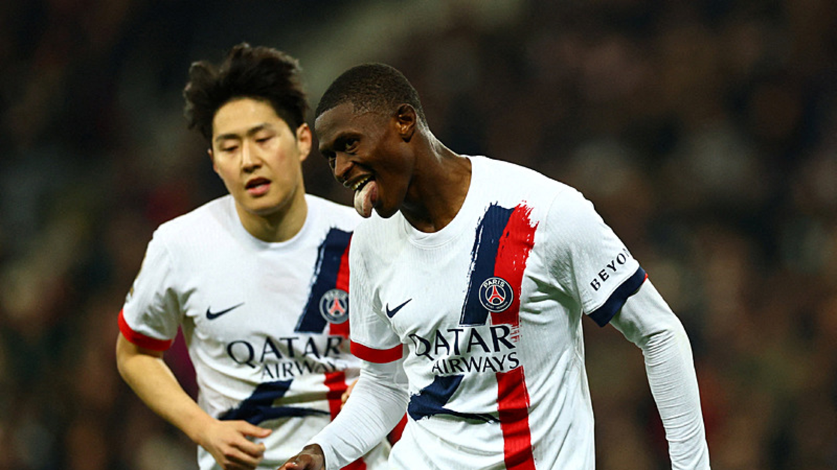 PSG deplasmanda farklı kazandı!