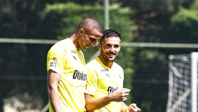 Fenerbahçe'nin yeni transferi Becao takımla ilk antrenmanına çıktı