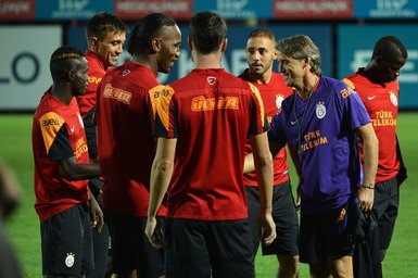 Mancini geldi, Twitter yıkıldı