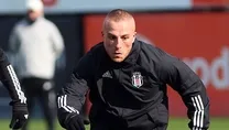 Gökhan Töre’de yırtık