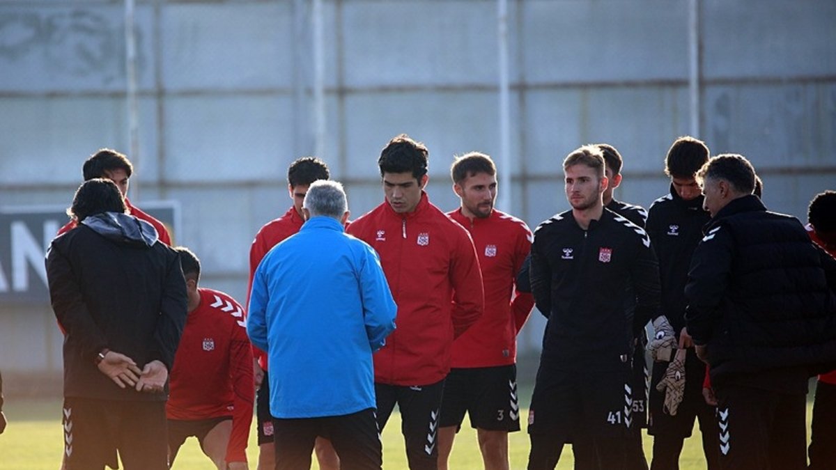 Yiğido hız kesmiyor