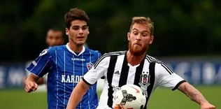 Kara Kartallar içerde kayıpsız
