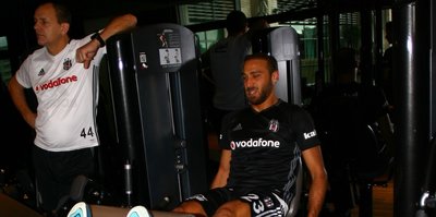 Beşiktaş günün ilk antrenmanını yaptı