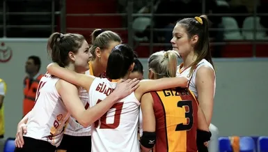 Dişi Aslanlar Aydın'ı devirdi