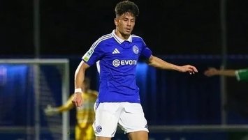 Genç yıldızımız Milan’la imzaladı