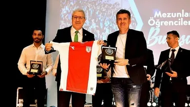 Hüseyin Eroğlu eski okulunda