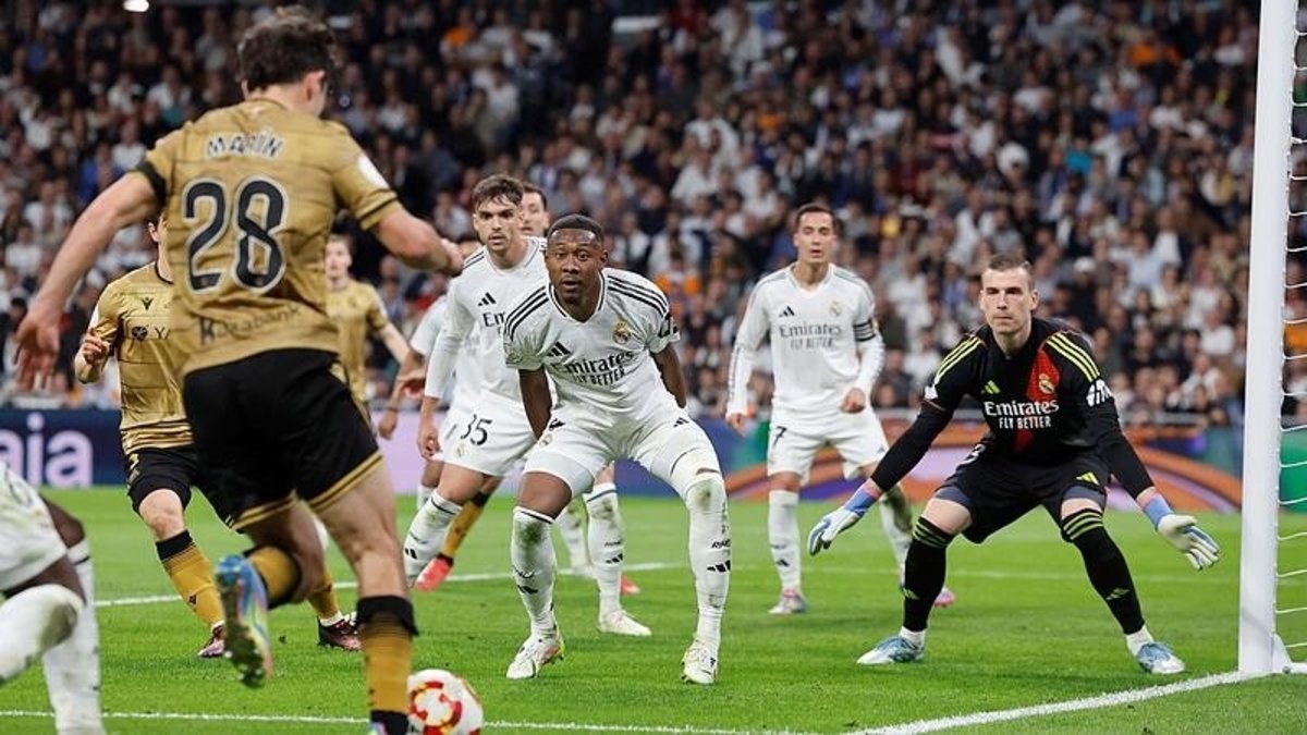 TRANSFER HABERİ - Real Madrid'in yıldızı Galatasaray'a teklif edildi! TRANSFER HABERİ - Real Madrid'in yıldızı Galatasaray'a teklif edildi!
