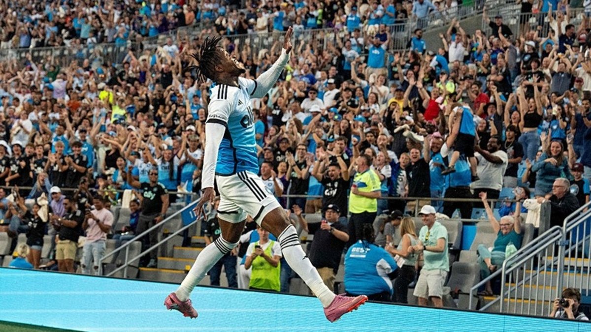 Zaha gollerine devam ediyor