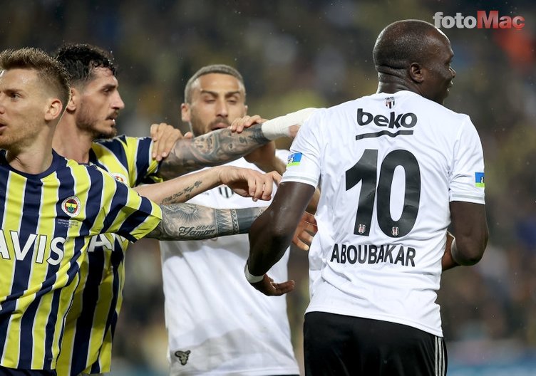 Nihat Kahveci'den flaş Fenerbahçe-Beşiktaş derbisi yorumu! "10 kişi kaldığında bir şeyler oluyor"