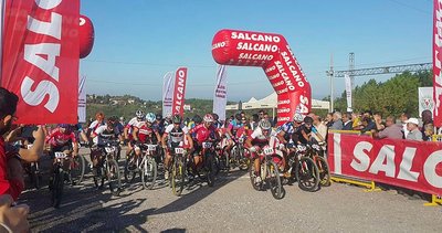 10 Ülkeden 206 bisikletçi Yalova'da yarıştı