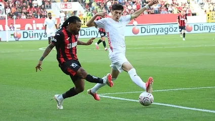 Corendon Alanyaspor deplasmanda Çorum FK'yı devirdi! İşte maçın özeti