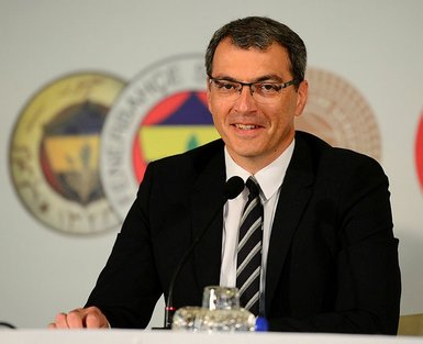Fenerbahçe’den Emre Akbaba bombası!