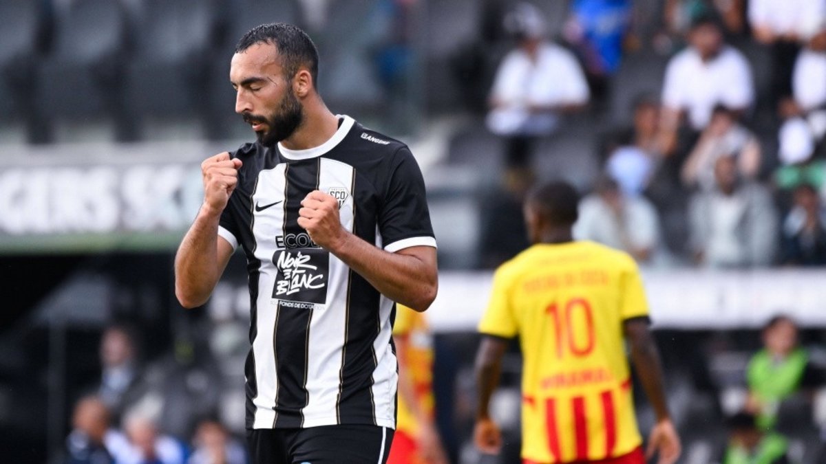 TRANSFER HABERLERİ | Trabzonspor'a Cezayirli 10 numara! Fransız basını duyurdu