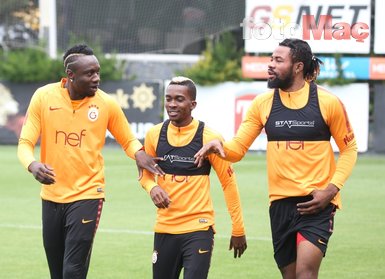 Galatasaray haberi: Mbaye Diagne’nin menajerinden flaş transfer açıklaması!