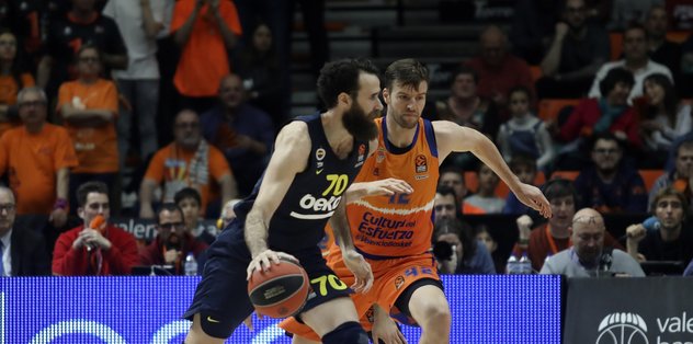 Fenerbahce snaps two-game losing streak in Euroleague