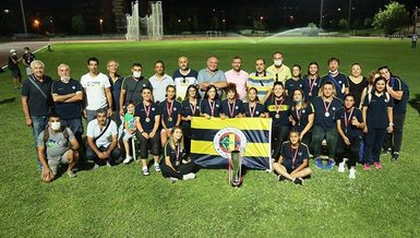 Ilk Sampiyonluk Atletlerden Geldi Son Dakika Fenerbahce Haberleri Fotomac