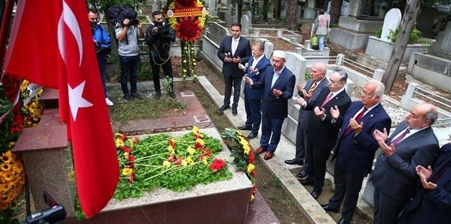 Ali Sami Yen'in kabri başında Mustafa Cengiz-Eşref Hamamcıoğlu gerginliği!