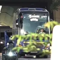 F.Bahçe kafilesi stada geldi