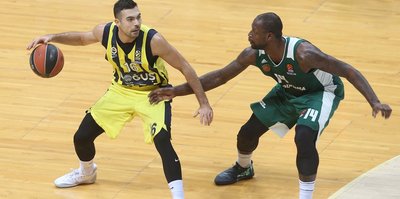 Fenerbahçe Doğuş, Pana'yı devirdi