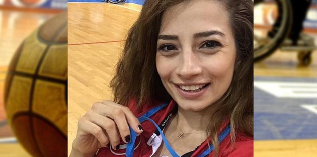Latife Selin Şahin Avrupa da forma giyecek ilk Türk kadın