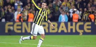 Van Persie hocasını öve öve bitiremedi!