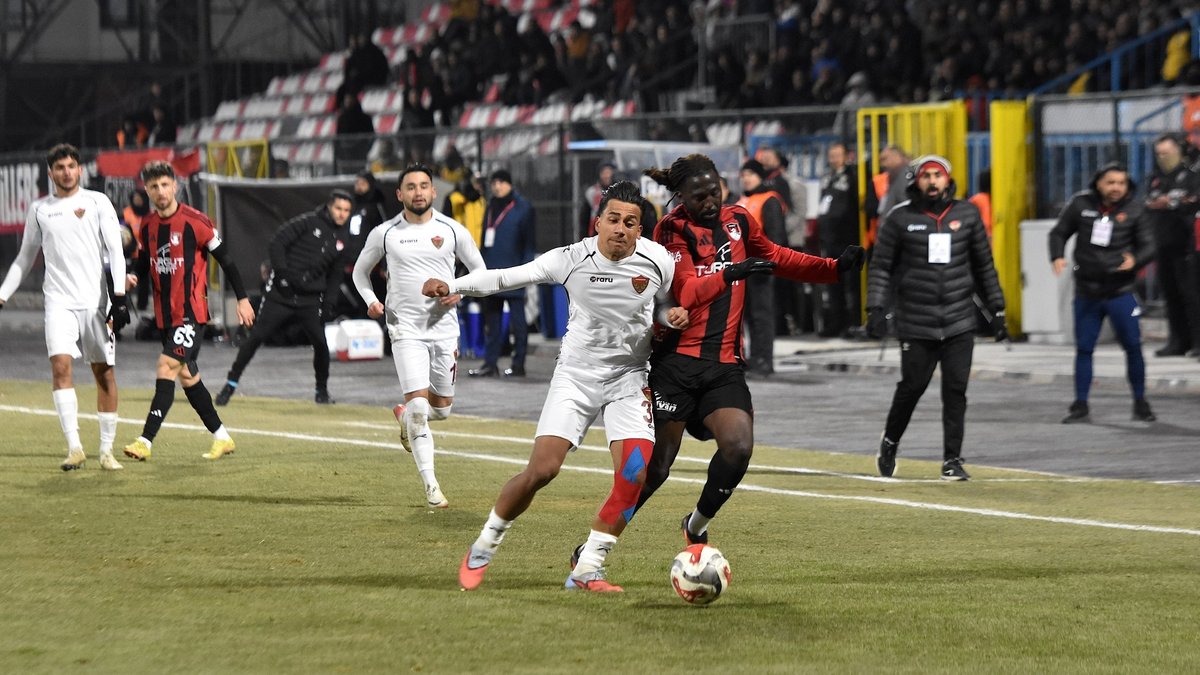 Vanspor  gol olup yağdı