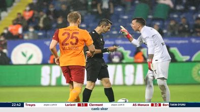 SON DAKİKA GALATASARAY HABERİ - Erman Toroğlu'dan Rizespor - Galatasaray maçında Muslera yorumu!