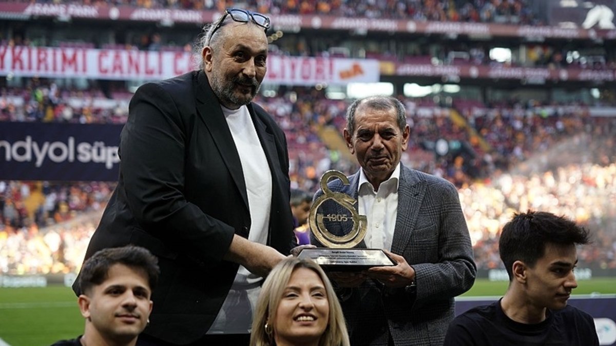 Galatasaray görevinden ayrılan başantrenör Sedat İncesu'ya teşekkür etti Galatasaray görevinden ayrılan başantrenör Sedat İncesu'ya teşekkür etti