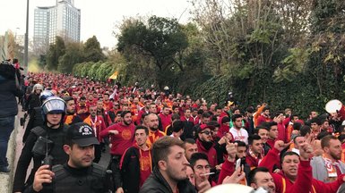 Galatasaray taraftarı Vodafone Park’ta!