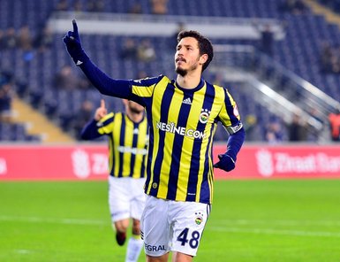 Salih Uçan’dan itiraf: Fenerbahçe’de kalsaydım...