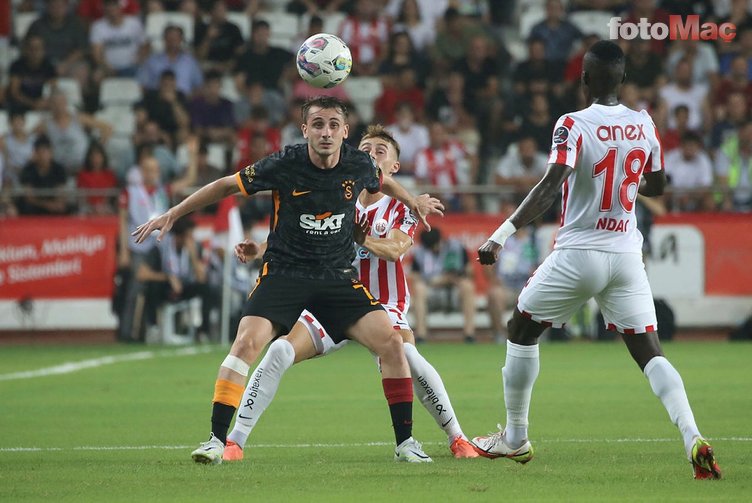 Galatasaraylı Lucas Torreira Süper Lig'i salladı! Zirvenin tek sahibi