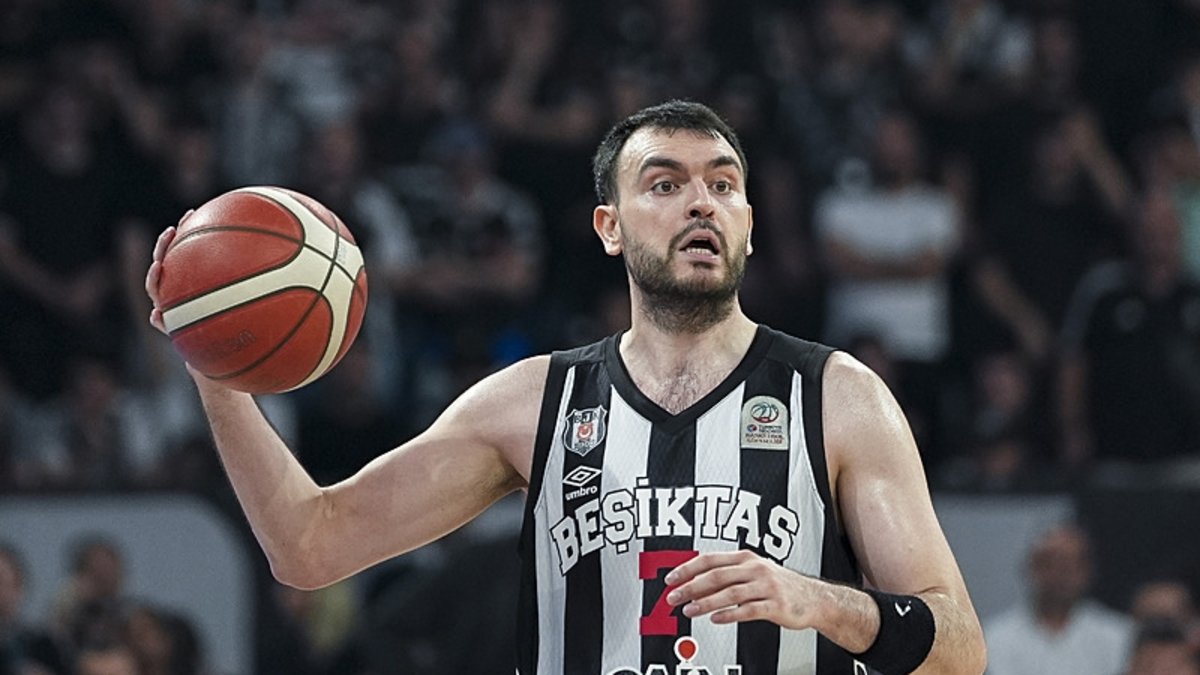 Yiğit Arslan Beşiktaş GAİN'e veda etti!