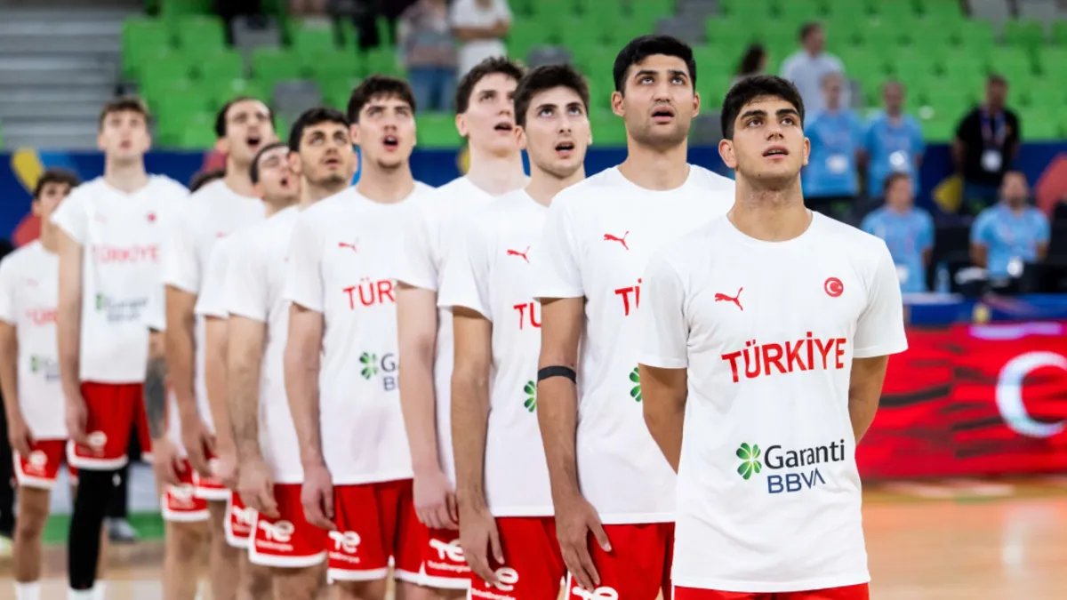 Litvanya'yı yenen 20 Yaş Altı Basketbol Milli Takımımız çeyrek finalde!