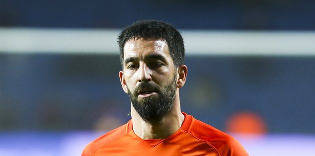 Başakşehir Galatasaray'ı Arda Turan ile yıkacak! İşte derbide muhtemel 11'ler