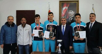 Sarı Türkiye şampiyonlarını ağırladı