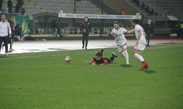 Elazığspor kampa girdi