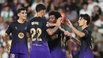 Barça farklı başladı