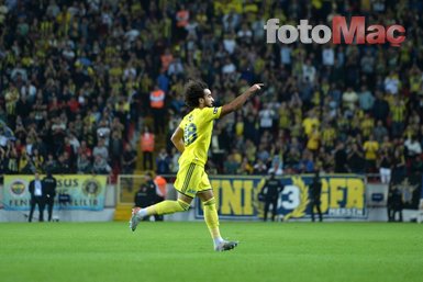 Dünya Fenerbahçe’yi konuşacak! Yıldız futbolcu ocakta imzalıyor
